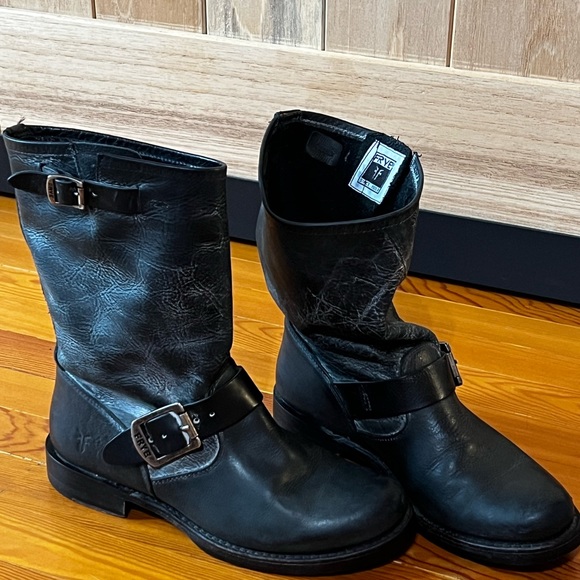 FRYE Veronica Booties, Size 6 - Picture 1 of 6